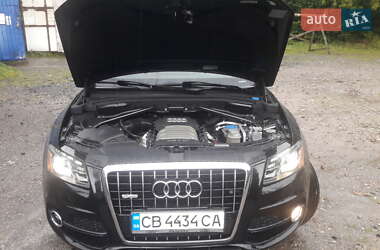 Внедорожник / Кроссовер Audi Q5 2010 в 