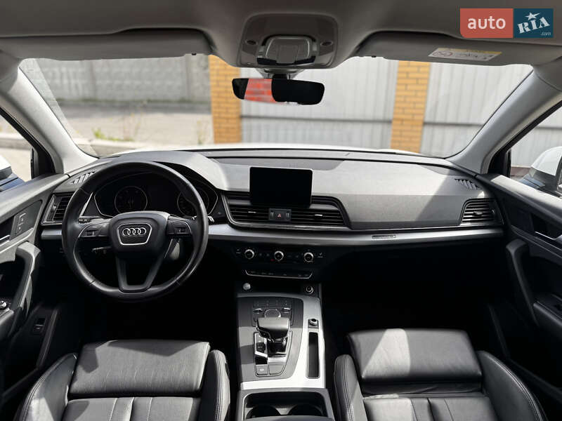 Внедорожник / Кроссовер Audi Q5 2017 в Виннице