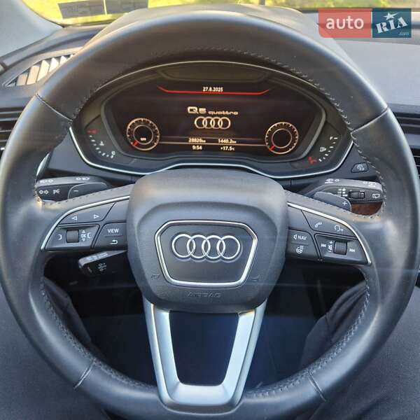 Внедорожник / Кроссовер Audi Q5 2020 в Ивано-Франковске