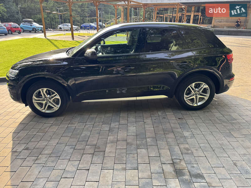 Внедорожник / Кроссовер Audi Q5 2018 в Львове