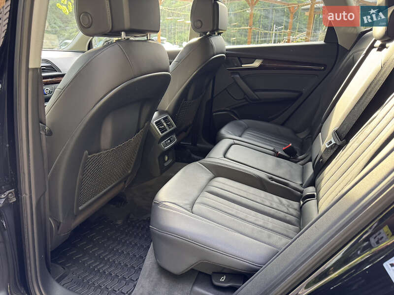 Внедорожник / Кроссовер Audi Q5 2018 в Львове