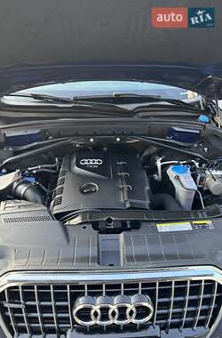 Внедорожник / Кроссовер Audi Q5 2015 в 