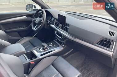 Внедорожник / Кроссовер Audi Q5 2020 в 