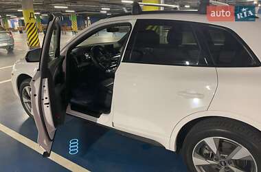 Внедорожник / Кроссовер Audi Q5 2020 в 