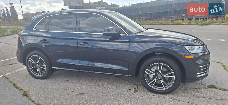 Внедорожник / Кроссовер Audi Q5 2020 в Харькове