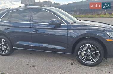 Внедорожник / Кроссовер Audi Q5 2020 в 