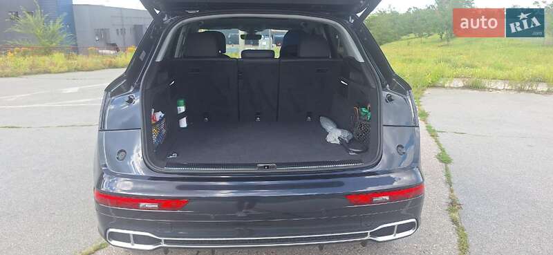 Внедорожник / Кроссовер Audi Q5 2020 в Харькове