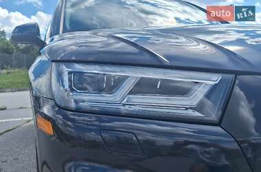 Внедорожник / Кроссовер Audi Q5 2020 в 