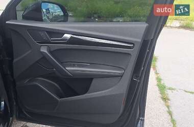 Внедорожник / Кроссовер Audi Q5 2020 в 