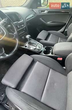 Внедорожник / Кроссовер Audi Q5 2013 в 