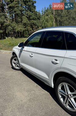 Внедорожник / Кроссовер Audi Q5 2023 в 