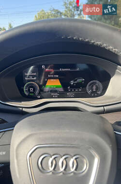 Внедорожник / Кроссовер Audi Q5 2023 в 