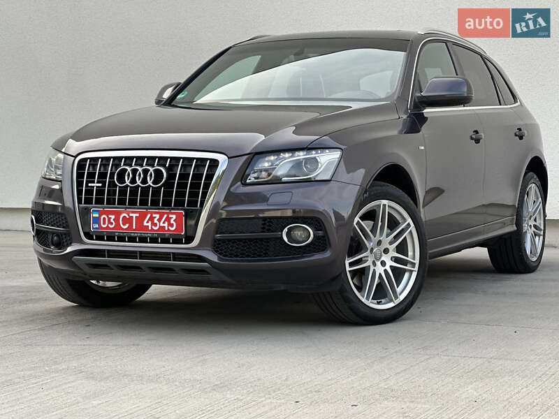Внедорожник / Кроссовер Audi Q5 2012 в 