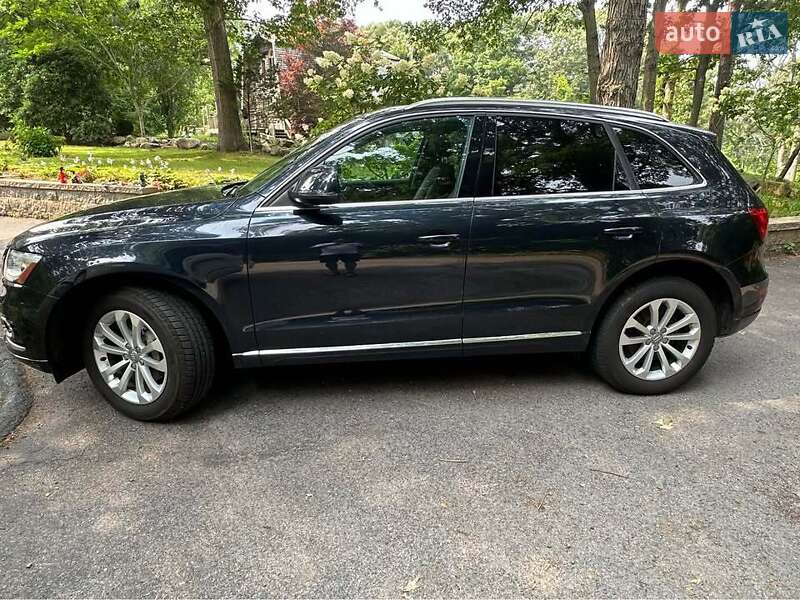 Внедорожник / Кроссовер Audi Q5 2015 в Львове