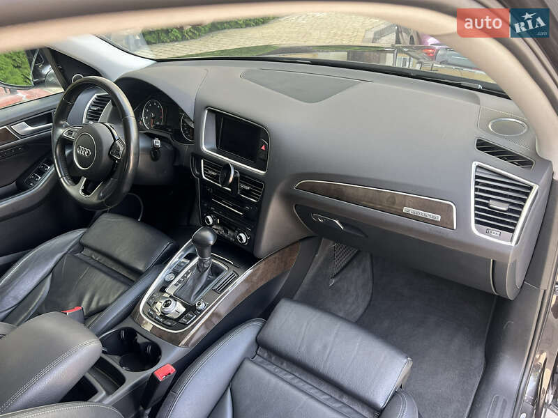 Внедорожник / Кроссовер Audi Q5 2013 в Тернополе