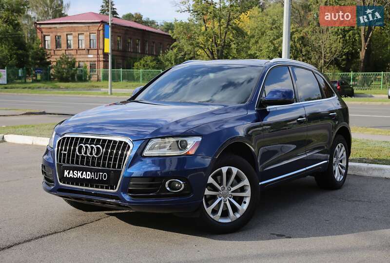 Внедорожник / Кроссовер Audi Q5 2015 в 