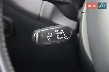 Внедорожник / Кроссовер Audi Q5 2015 в 