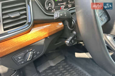 Внедорожник / Кроссовер Audi Q5 2020 в 