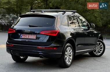 Позашляховик / Кросовер Audi Q5 2015 в 