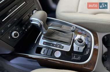 Позашляховик / Кросовер Audi Q5 2015 в 