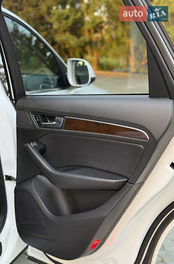 Позашляховик / Кросовер Audi Q5 2013 в 