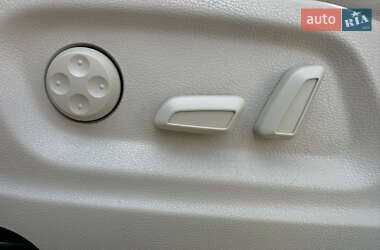 Внедорожник / Кроссовер Audi Q5 2011 в 