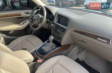 Внедорожник / Кроссовер Audi Q5 2011 в 