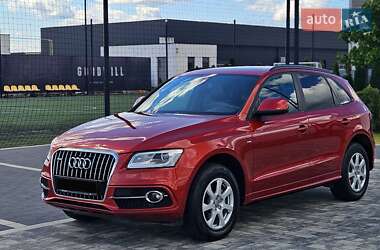 Внедорожник / Кроссовер Audi Q5 2013 в 