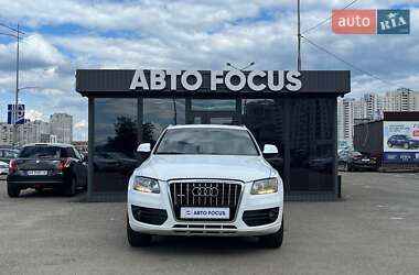 Внедорожник / Кроссовер Audi Q5 2010 в 
