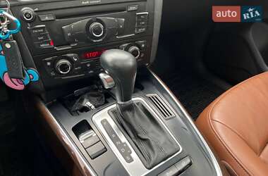 Внедорожник / Кроссовер Audi Q5 2010 в 