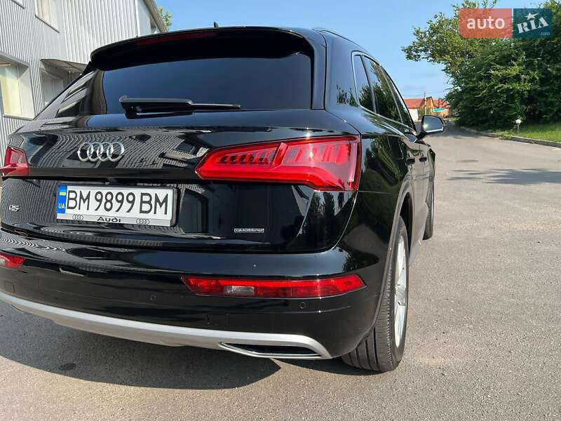 Внедорожник / Кроссовер Audi Q5 2020 в Сумах