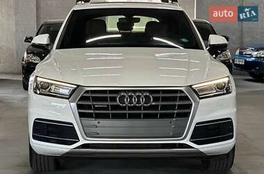 Внедорожник / Кроссовер Audi Q5 2019 в Каменском