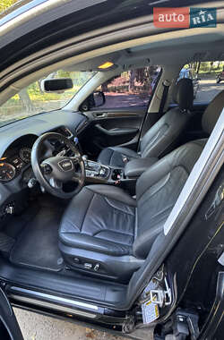 Внедорожник / Кроссовер Audi Q5 2015 в 