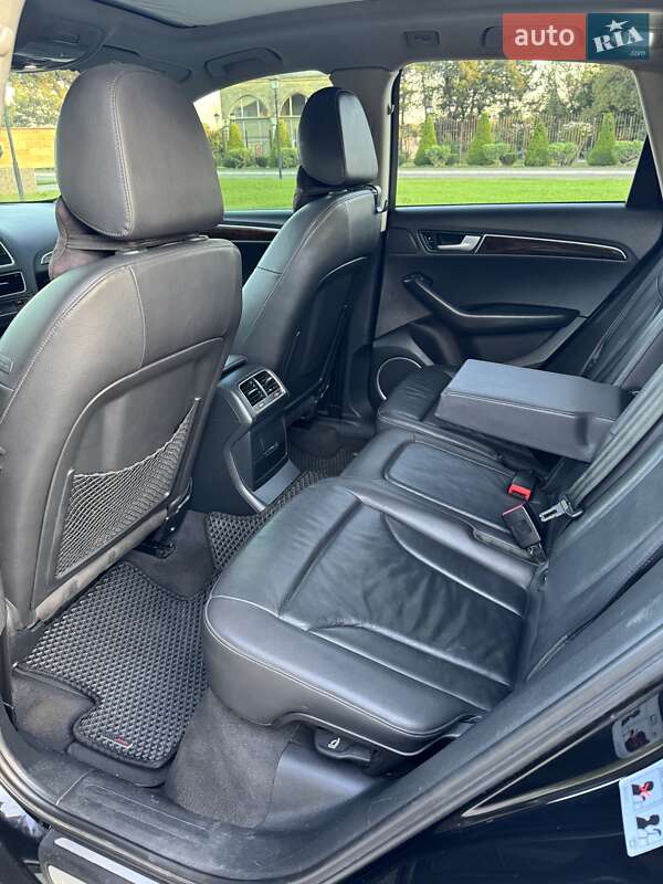 Позашляховик / Кросовер Audi Q5 2011 в Ізмаїлі