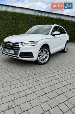 Внедорожник / Кроссовер Audi Q5 2020 в Львове