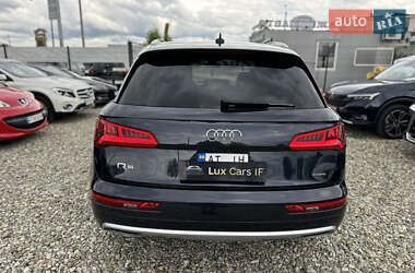 Внедорожник / Кроссовер Audi Q5 2018 в 