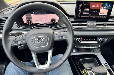 Внедорожник / Кроссовер Audi Q5 2024 в 