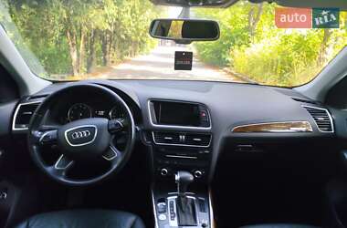 Внедорожник / Кроссовер Audi Q5 2015 в 