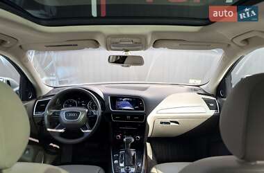 Внедорожник / Кроссовер Audi Q5 2015 в 