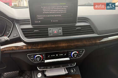 Внедорожник / Кроссовер Audi Q5 2017 в 