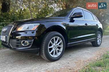 Внедорожник / Кроссовер Audi Q5 2012 в 