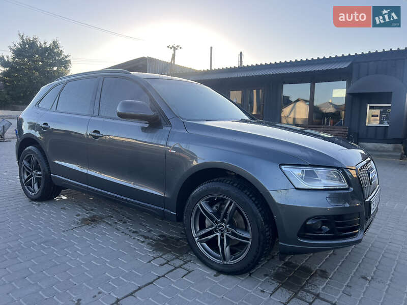 Внедорожник / Кроссовер Audi Q5 2012 в Сокирянах