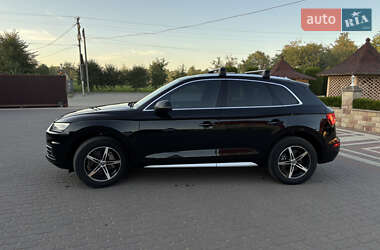 Внедорожник / Кроссовер Audi Q5 2020 в 
