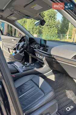 Внедорожник / Кроссовер Audi Q5 2017 в 