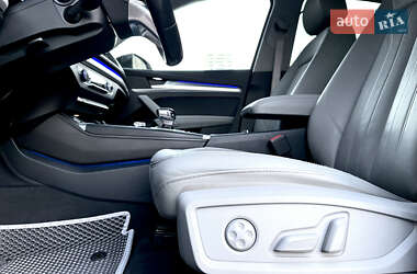 Внедорожник / Кроссовер Audi Q5 2017 в 