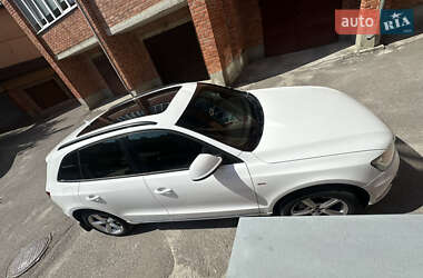Внедорожник / Кроссовер Audi Q5 2012 в 