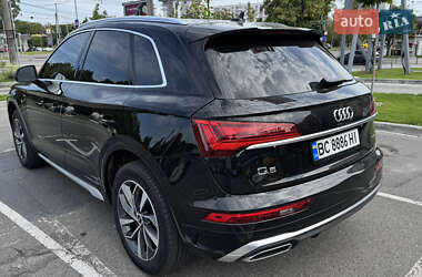 Внедорожник / Кроссовер Audi Q5 2023 в 