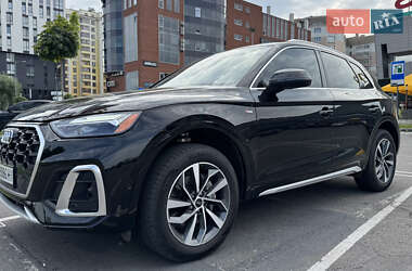 Внедорожник / Кроссовер Audi Q5 2023 в 