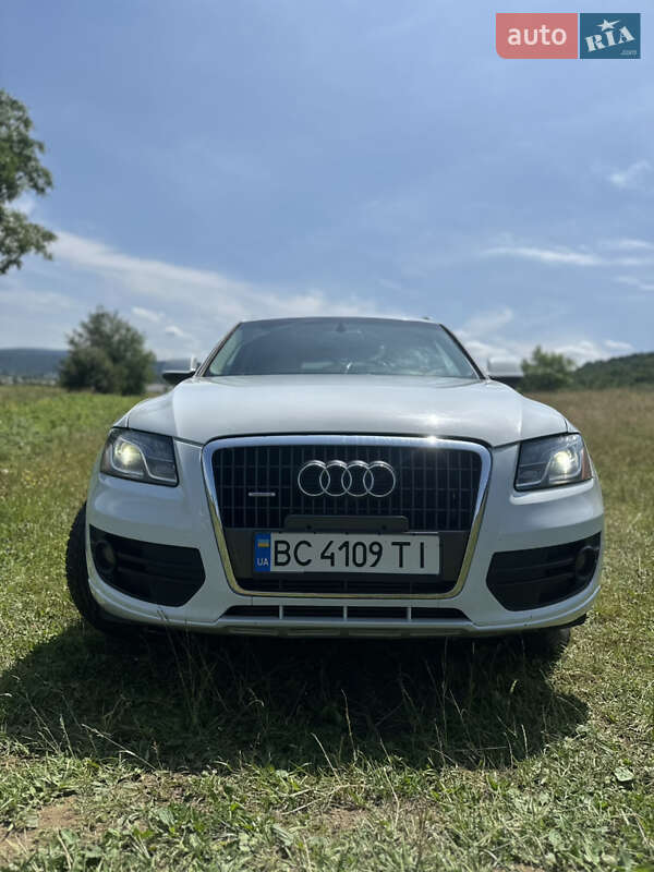 Внедорожник / Кроссовер Audi Q5 2012 в Трускавце