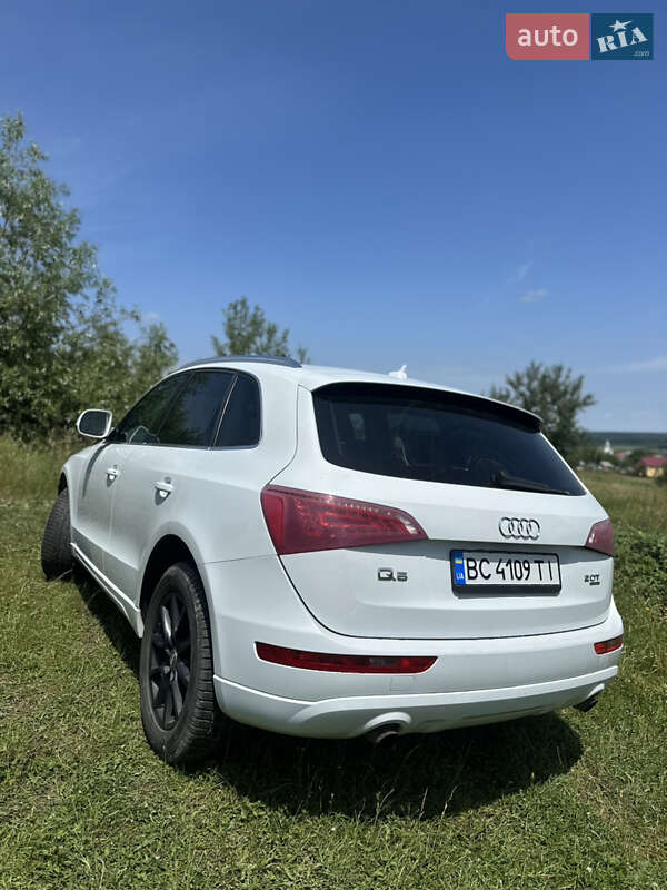 Внедорожник / Кроссовер Audi Q5 2012 в Трускавце